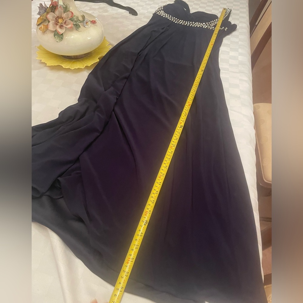💕💕Host Pick💕💕Navy long evening gown with rhinestones - Picture 9 of 11